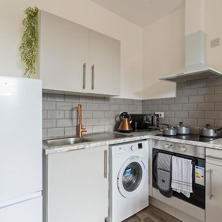 Bronze Haven - A Luxe And Cozy Stay In Birmingham Extérieur photo